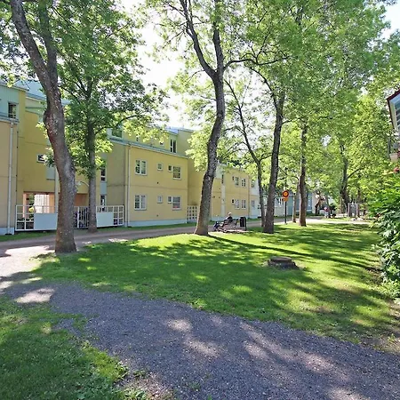 Daire Majoitushuoneisto Tuomipuisto Naantali