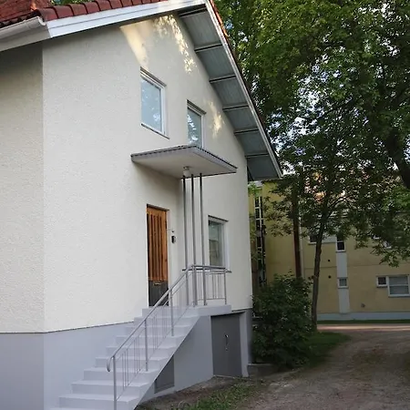 Majoitushuoneisto Tuomipuisto Daire